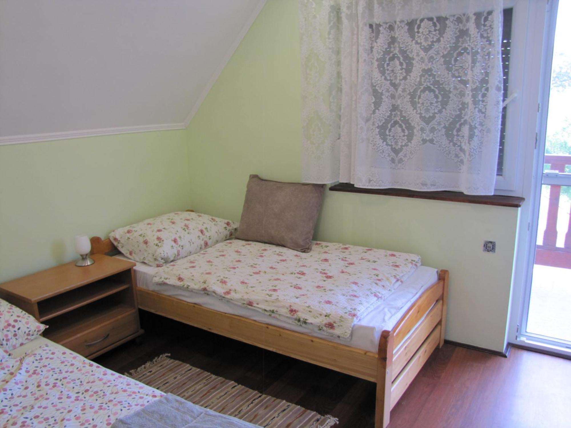 Gyoengyhaz Nyaralo Villa Gyomaendrőd Kültér fotó